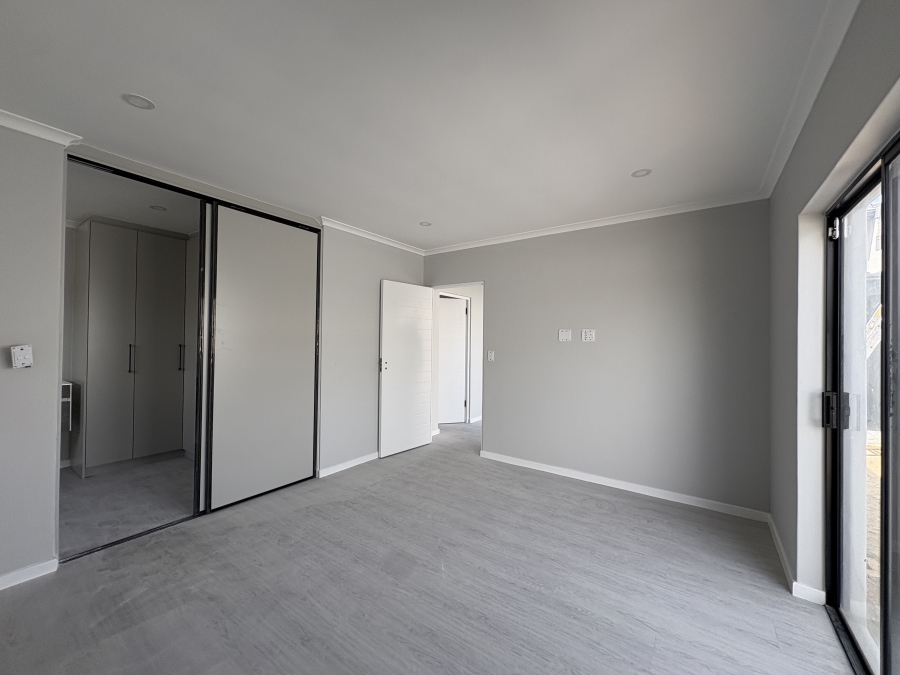 3 Bedroom Property for Sale in Sandown Western Cape